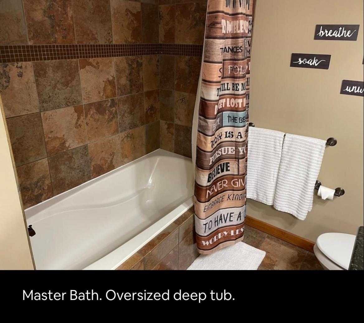 Penthouse Mountain Haven With Community Spa Room كيلوغ المظهر الخارجي الصورة